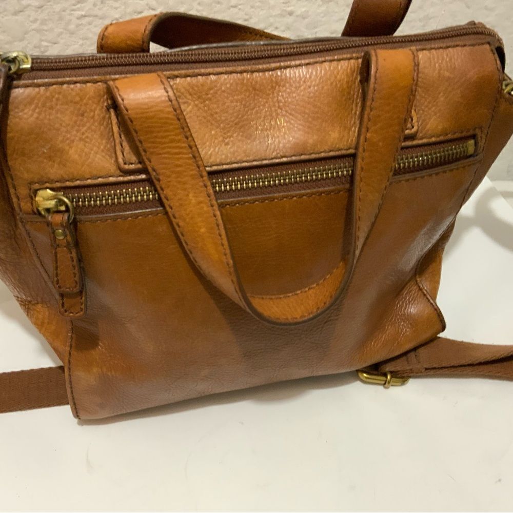 Fossil Crossbody Bag Soft cowhide Leather Purse Convertible Purse zipper - Picture 5 of 13